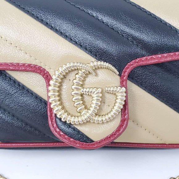 Gucci Super Mini Bicolor Marmont Crossbody Bag - Picture 7 of 12